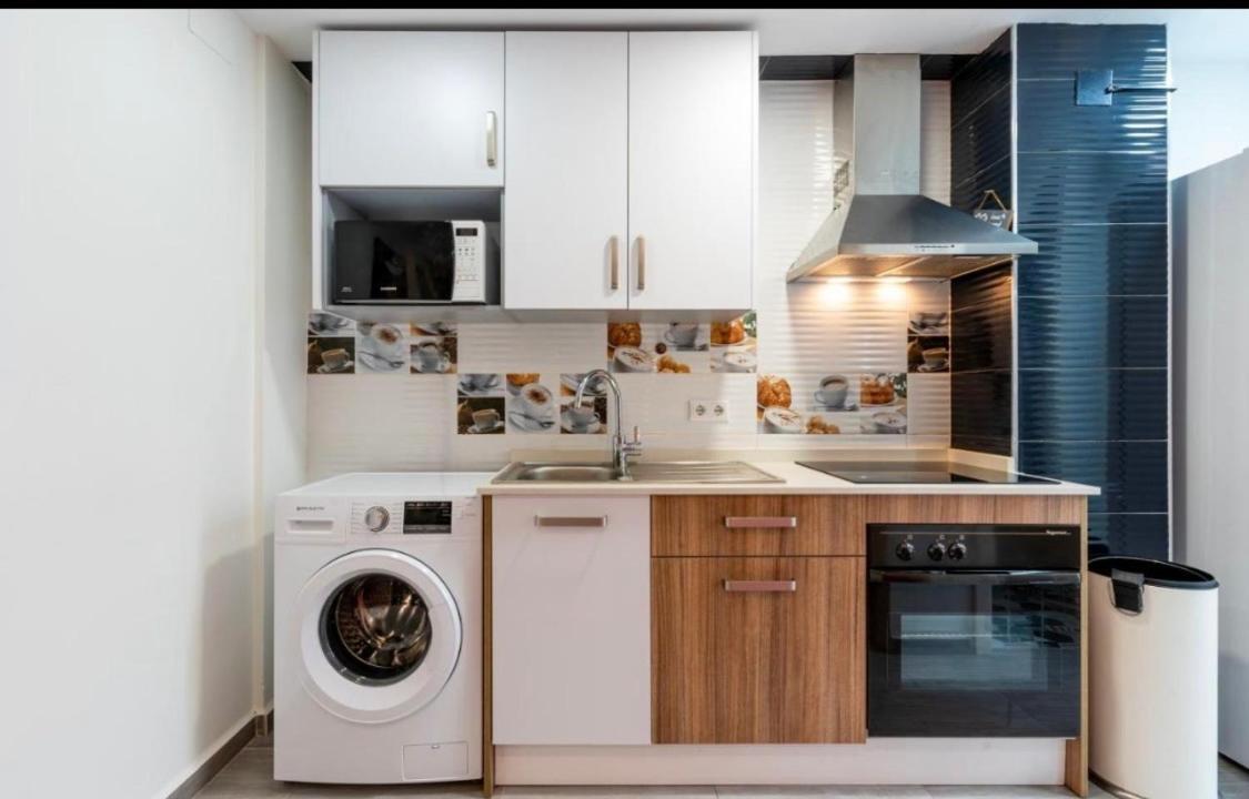 מאלגה Vialia Apartamentos Suites מראה חיצוני תמונה